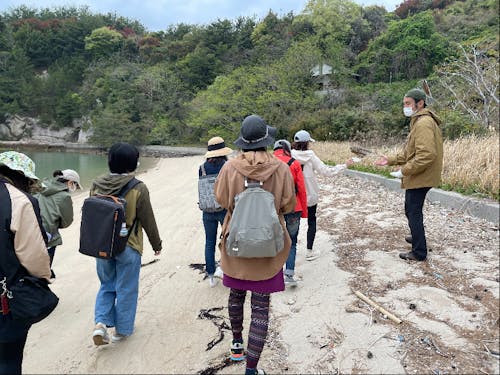 無人島探索。島のすべてが資源に！