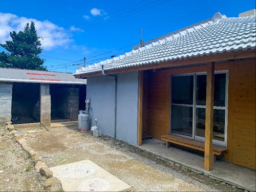 庭も付いている一戸建て。このエリアではとても貴重です。