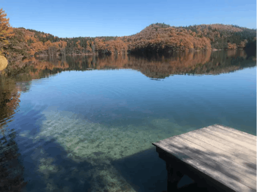 紅葉の青木湖 宿から来るまで15分