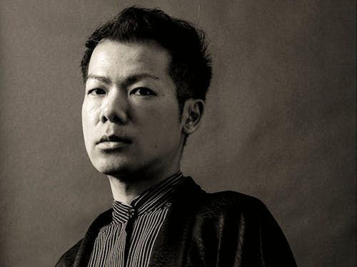 館主の永本冬森です。現代美術家として国内外で活動しています。