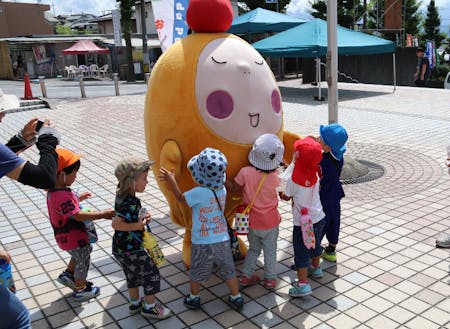 飯田人形劇フェスタは、飯田の子ども達の楽しみです