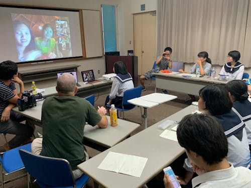 ”世界一エコな学校”バリ島グリーンスクールとの連携授業の様子