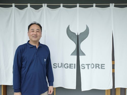 土佐蔵工場長の上田 正人さん