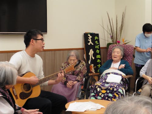 【弾き語り】たちばな園あすかの松山千春?です。