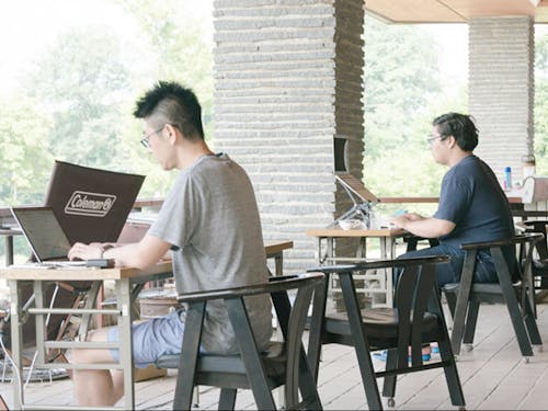 開放感たっぷりのテラスで仕事も捗る?!