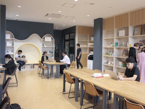 暮らしと観光をはぐくむ さとのわラウンジ