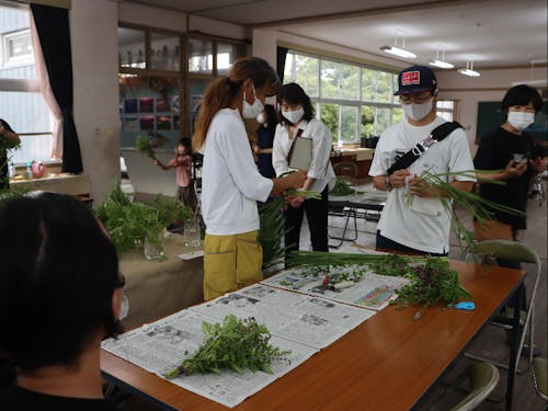 タッジーマッジー(ハーブのブーケ）作り