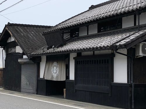 古式製法を受け継ぐ丸中醤油 in愛荘町