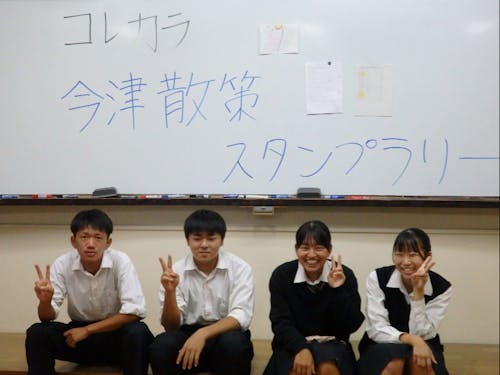 企画中の高校生②