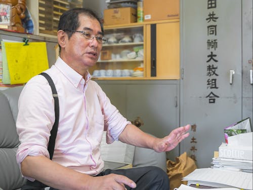 (株)早田大敷 代表取締役 岩本 芳和さん(66)