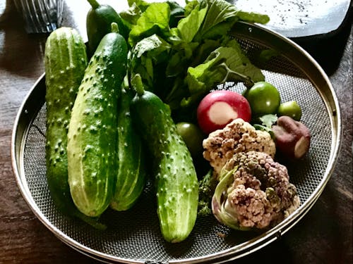 一気に旬を迎え消費しきれない野菜や規格外の野菜の活用アイデアありませんか??