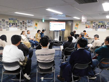 座談会も盛り上がっていました