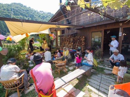 とんてんかんin鍛冶屋!!の様子