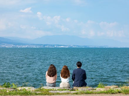 琵琶湖を眺めてリラックス