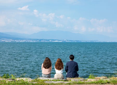 琵琶湖を眺めてリラックス