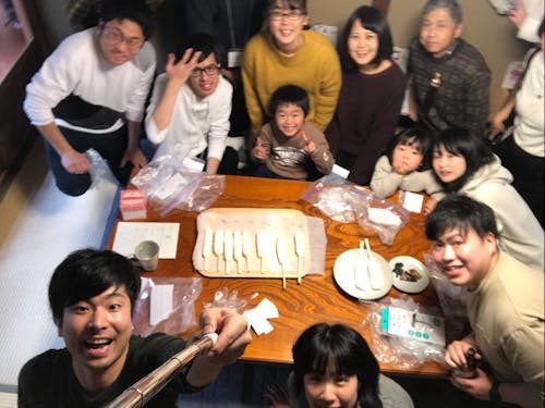 町の外でも町のイベントを開いてくれる