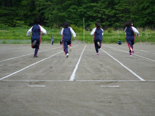 振内中学校の生徒の全力疾走!