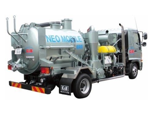 強力吸引作業車