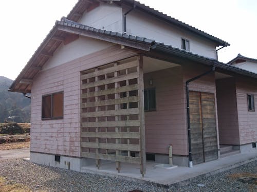 市が管理する定住住宅。3DK、月額25,000円!お得です。