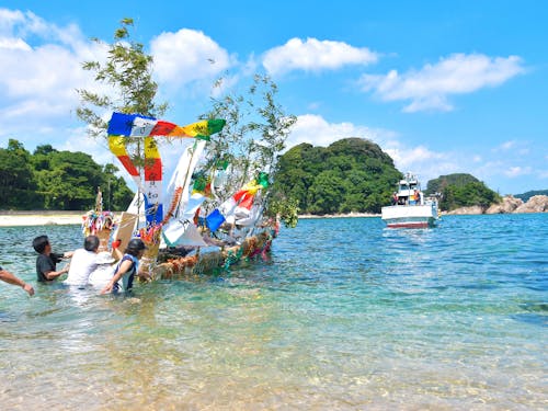 昔からの伝統行事が色濃く残る地域もあります。