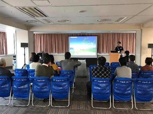 出展者によるセミナーも行います