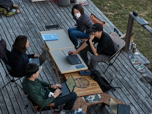 豊かな自然環境でチームビルディング。