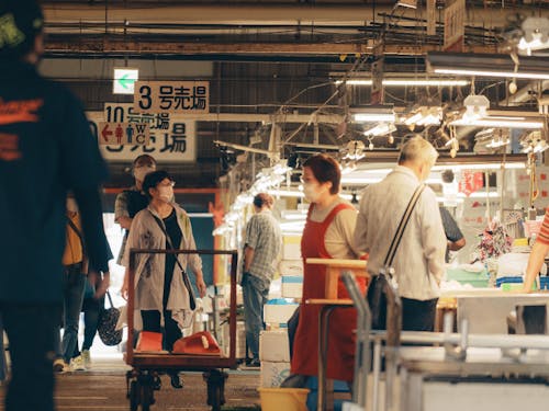 市場の雰囲気を大切にしています!