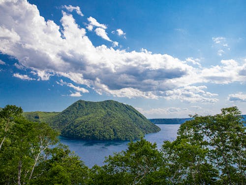 美しい自然があり、移住を希望する人も増えています