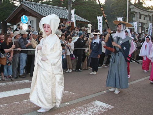 「つがわ狐の嫁入り行列」を裏方で支える担い手