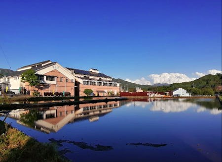 永井酒造外観(周囲はたんぼです)