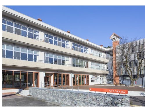 旧校舎をリノベーションした宿泊施設