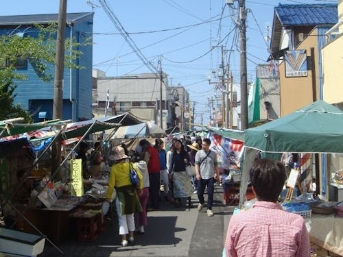 勝浦朝市は水曜日以外毎日開催しています