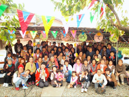 毎月開催の「島のお誕生会」