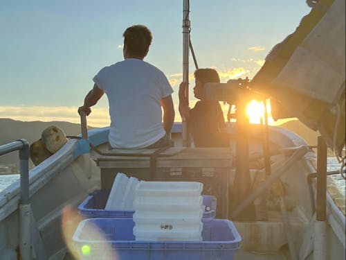 これぞ海の漢の背中!