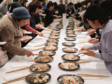 新春「鮭飯寿し」大試食会