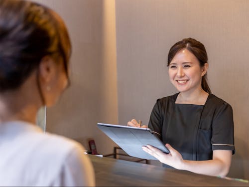 オリーブの森でお客様に最高のおもてなしを。