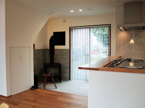 薪ストーブのある生活へのニーズも増えてきています。