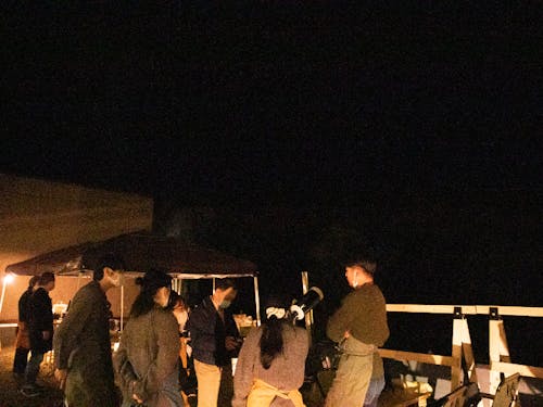 「星屑バー」にて満天の空を天体観測