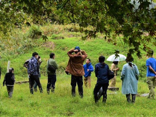 こちらも実践者事業の視察の1コマ。地域課題をどのように解決していくのか現場で学びます。