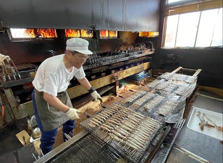 水産加工が盛んな町！昔ながらの製法で焼き上げられるニギス