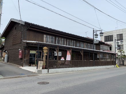 中之条町「かたや」外観