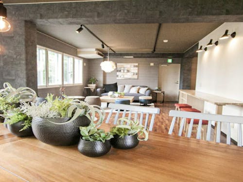 当施設内にあるラウンジも色々と活用可能です。