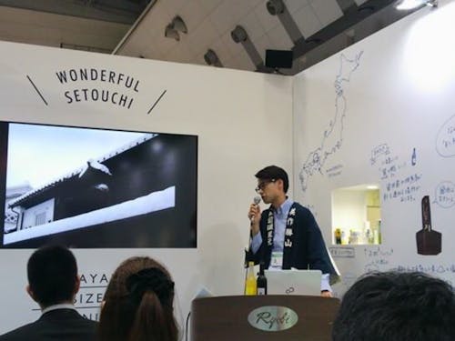 色々な会場にて発酵sのプレゼンを実施