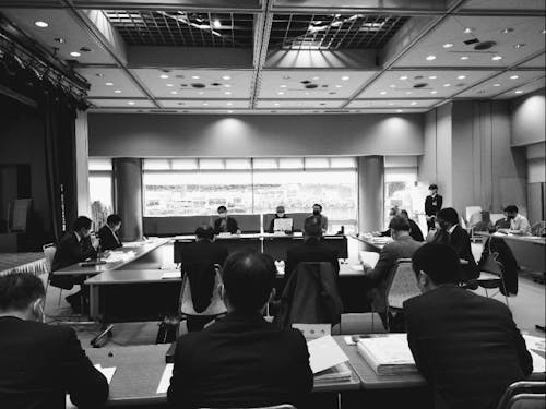 有機農業推進協議会での活気ある議論の様子