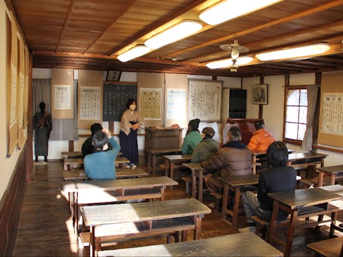 昨年の様子(開明学校での授業)