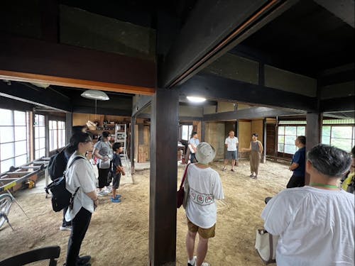 完成後の事例だけでなく、これからまさに改修が始まるお宅にもお邪魔しました。