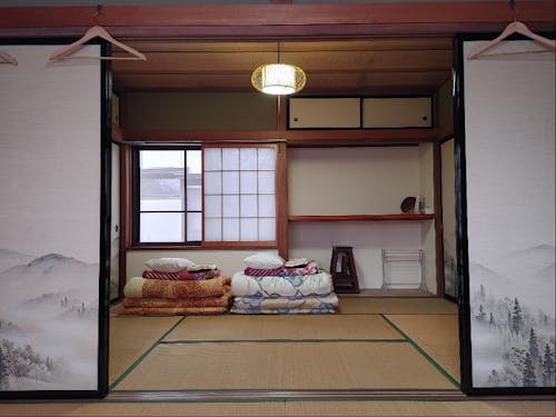 おばあちゃんちに来たような、懐かしく、落ち着く空間です