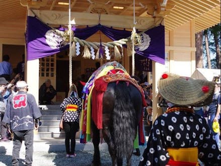 滝沢市の鬼越蒼前神社で馬の無病息災への祈願