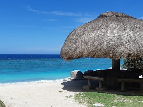 事務所から車で10分のビーチ。