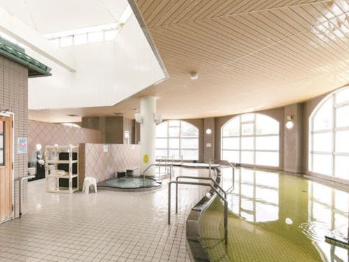 町の温泉施設「幽泉閣」